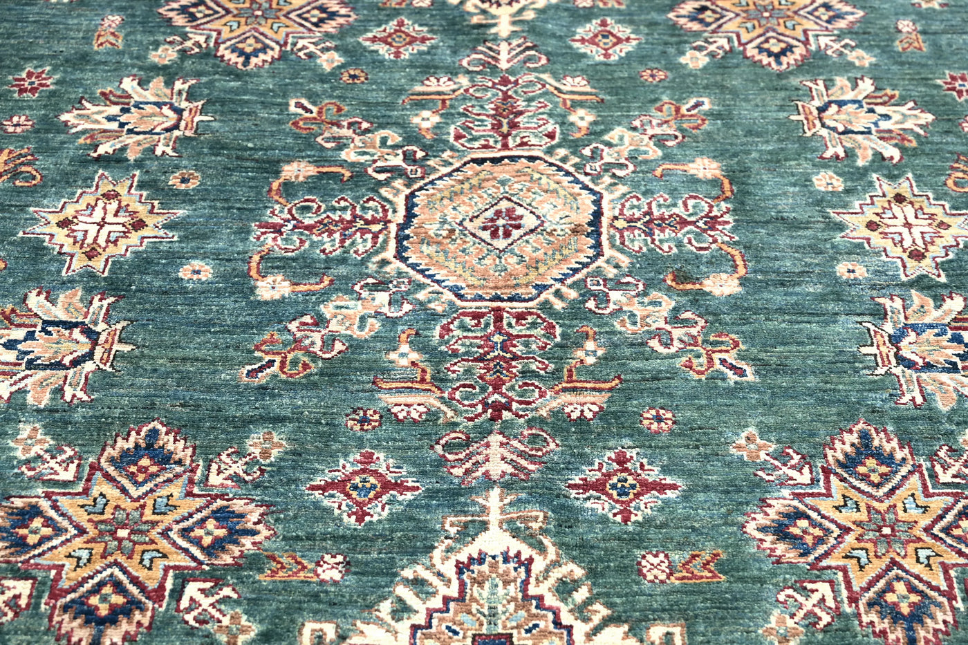 Khorjin Afghan Rug – Emerald Medallion