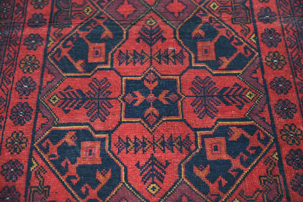 Khal Mohammadi Afghan Rug – Garnet Emblem