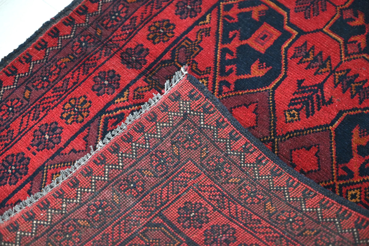 Khal Mohammadi Afghan Rug – Garnet Emblem
