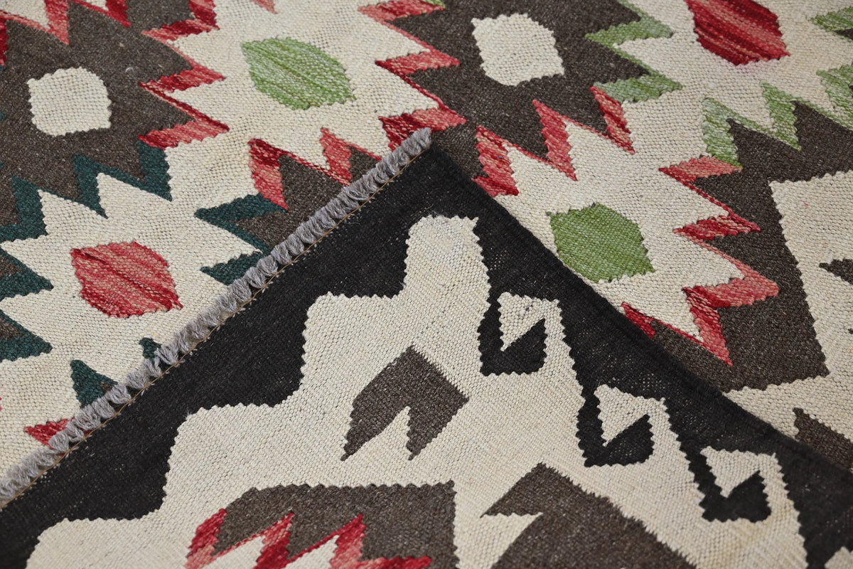 Maimana Kilim Afghan Rug – Nomad Spirit