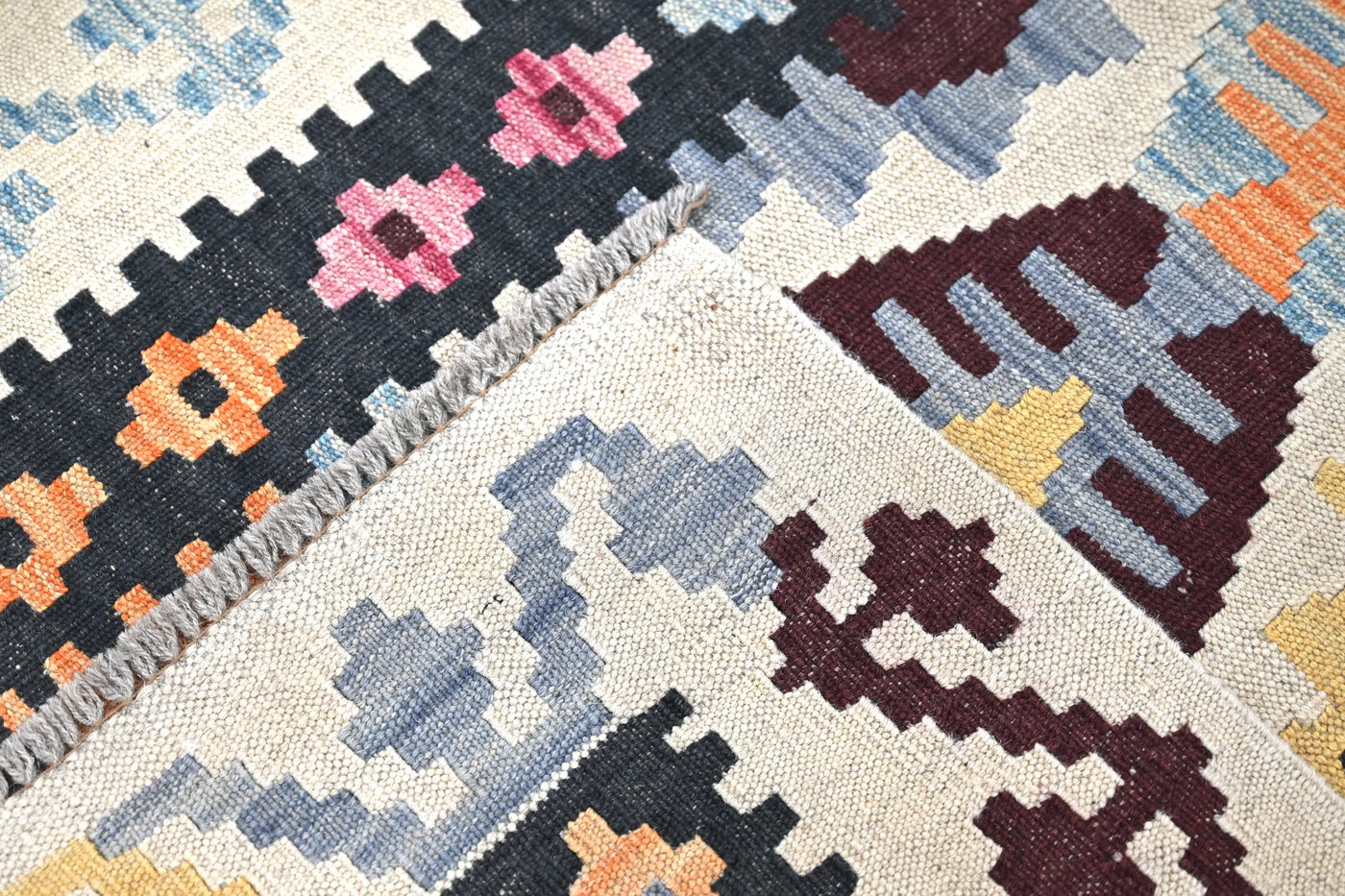 Maimana Kilim Afghan Rug – Obsidian Crest