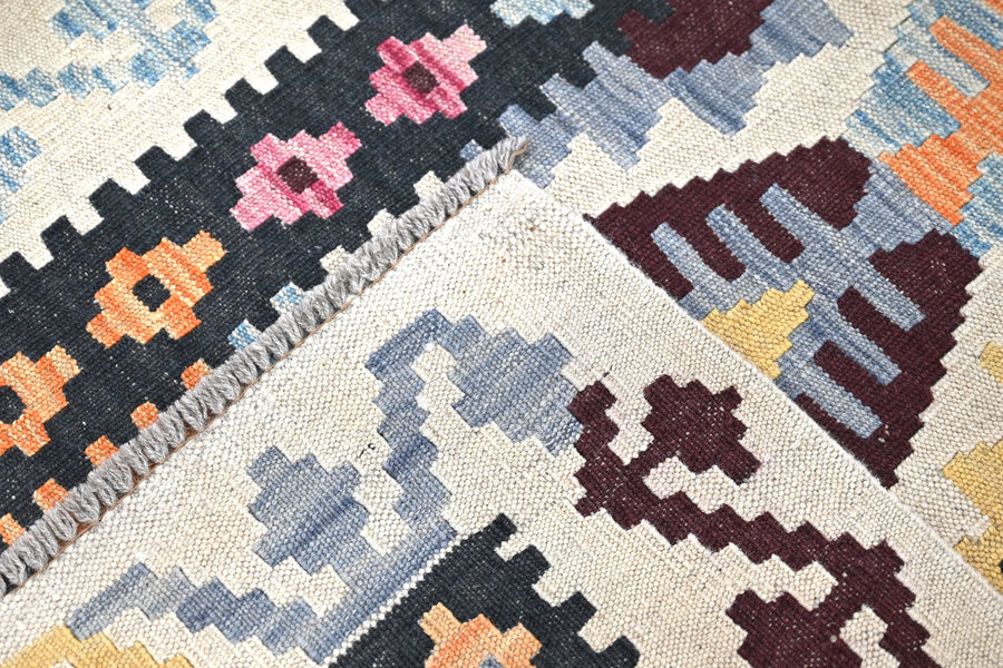 Maimana Kilim Afghan Rug – Obsidian Crest    (Size ??)