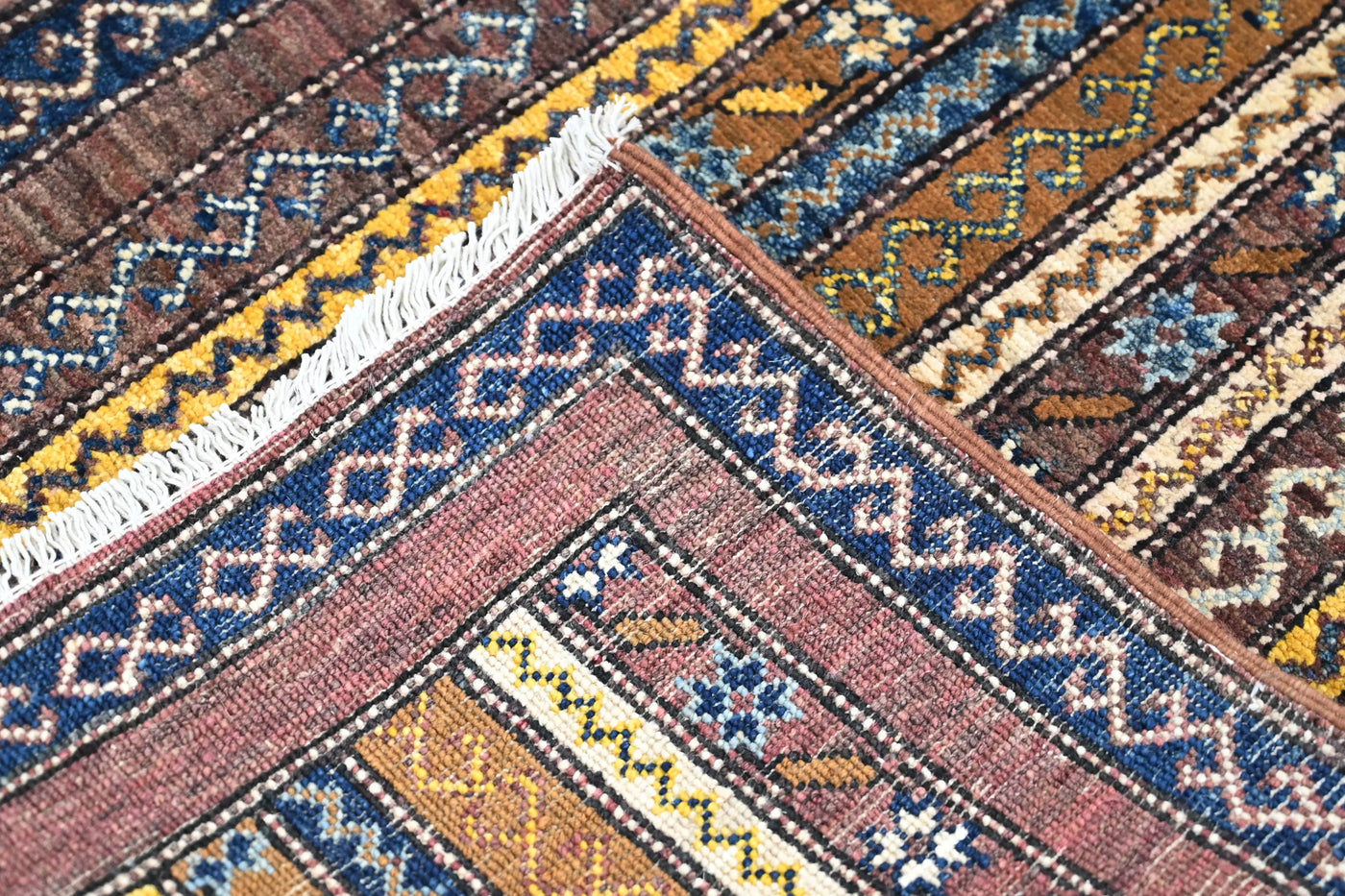 Khorjin Afghan Rug – Ochre Pillar