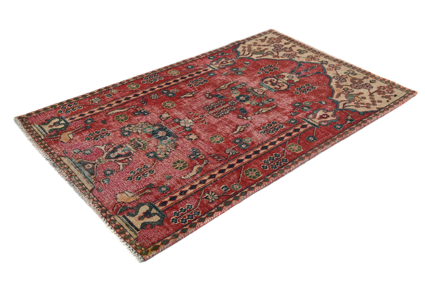 Vintage Kashan Rug – Ruby Mihrab