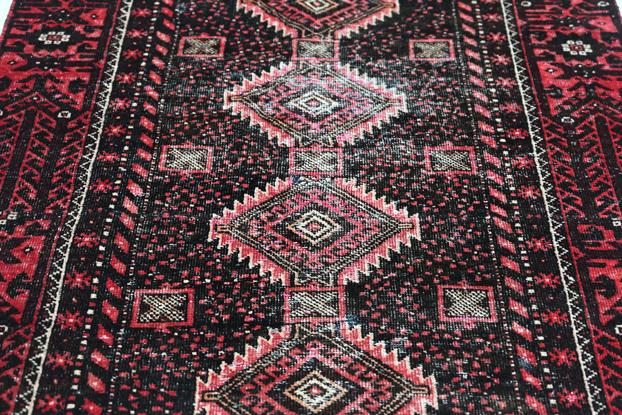 Vintage Baluchi Rug – Onyx Medallion