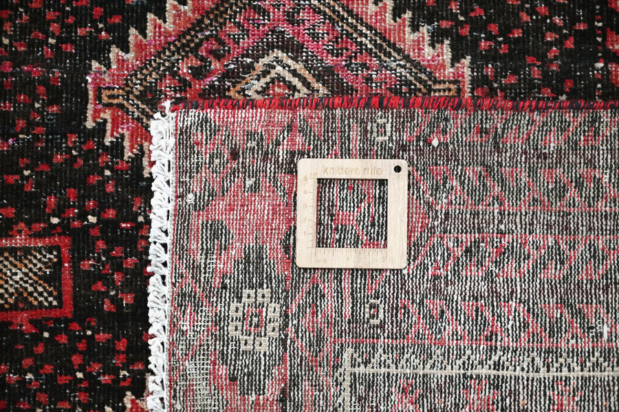 Vintage Baluchi Rug – Onyx Medallion