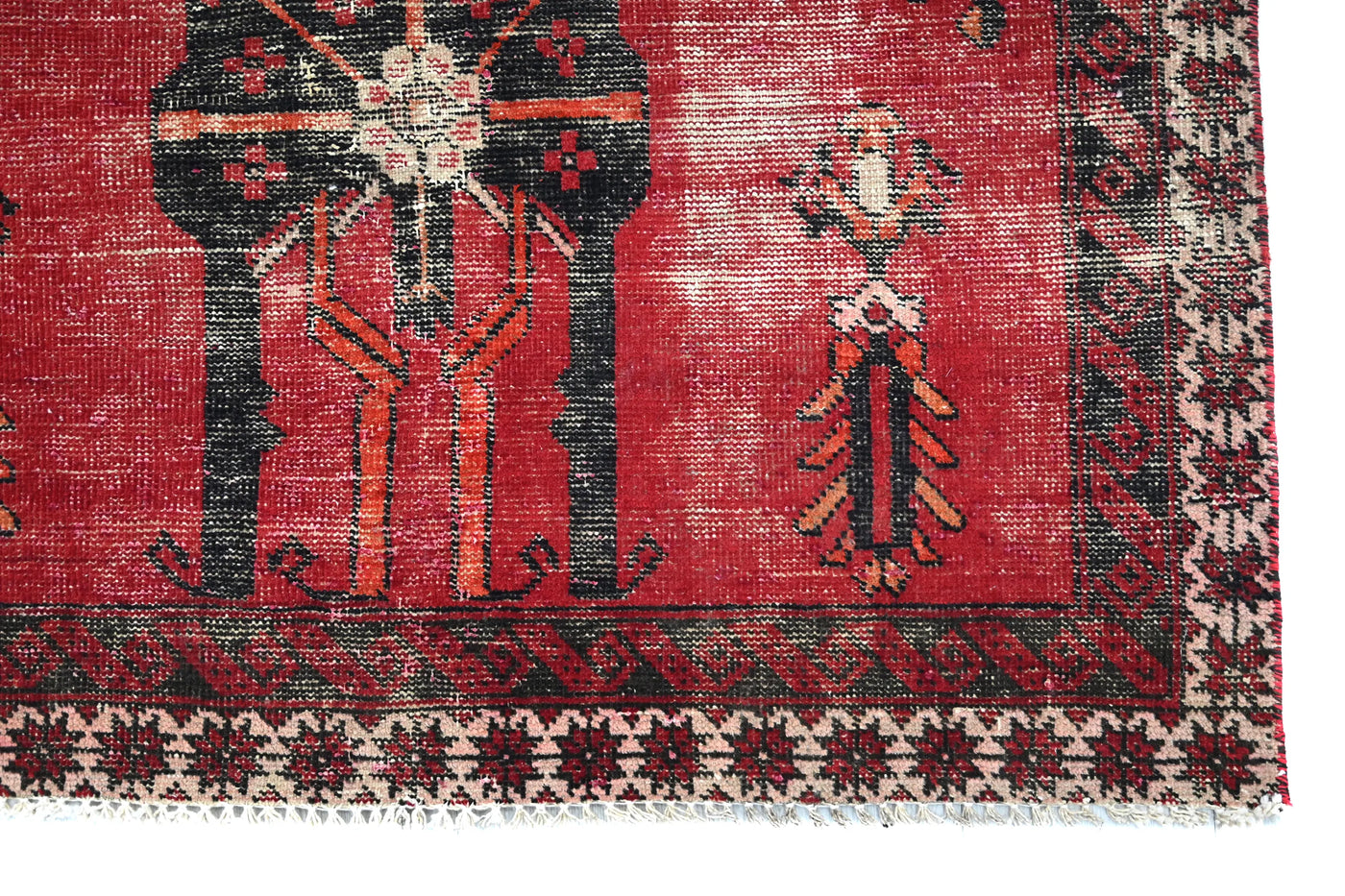 Vintage Lori Rug – Scarlet Medallion