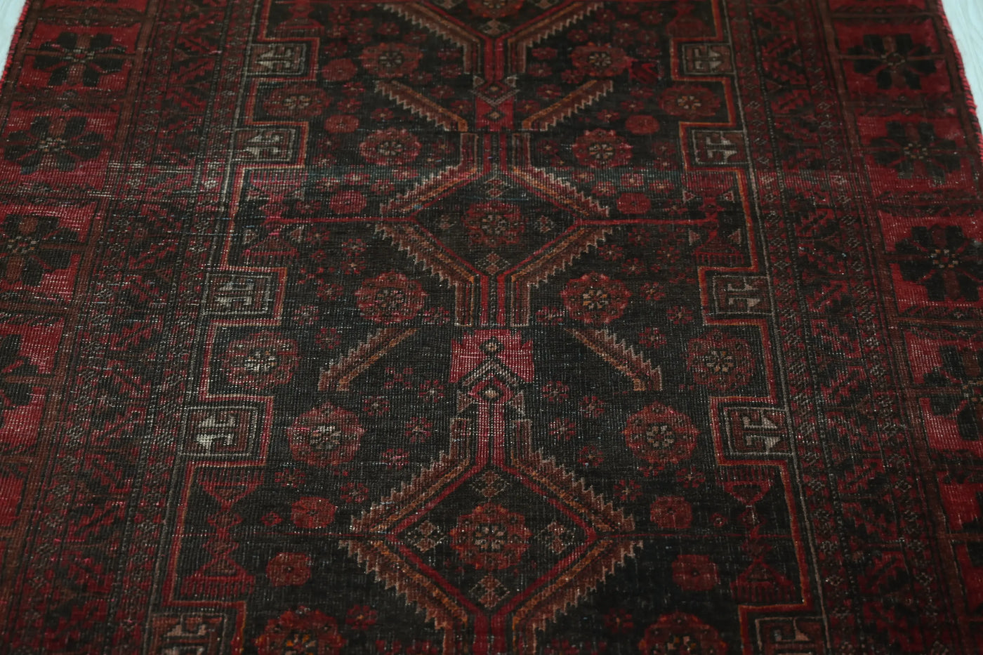 Vintage Baluchi Rug – Mahogany Lattice