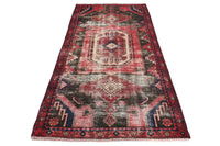 Vintage Shiraz Rug – Crimson Citadel