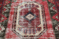 Vintage Shiraz Rug – Crimson Citadel