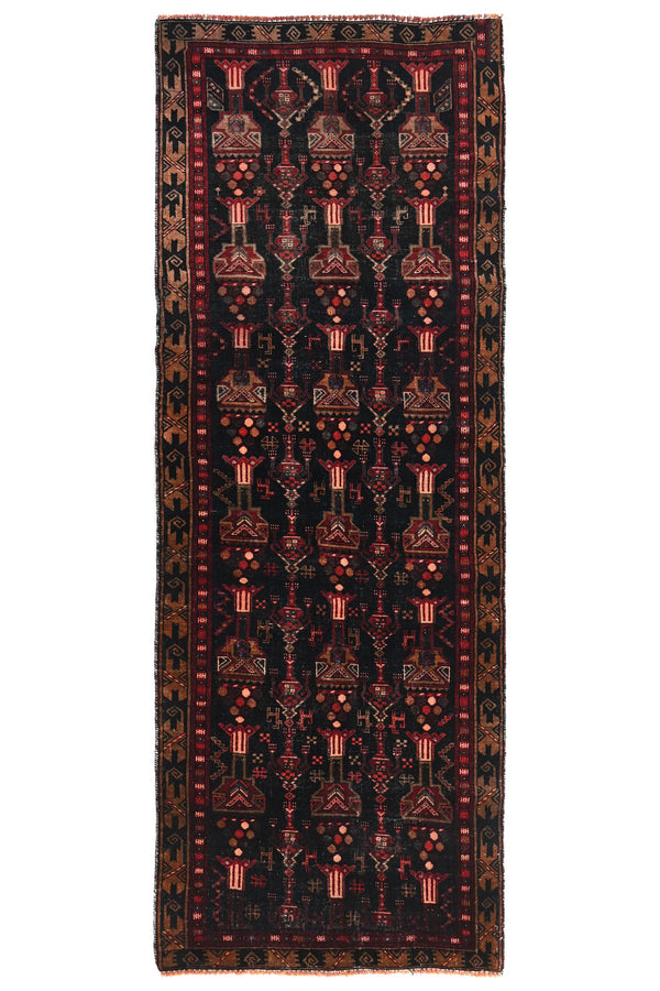 Vintage Baluchi Runner – Obsidian Obelisk