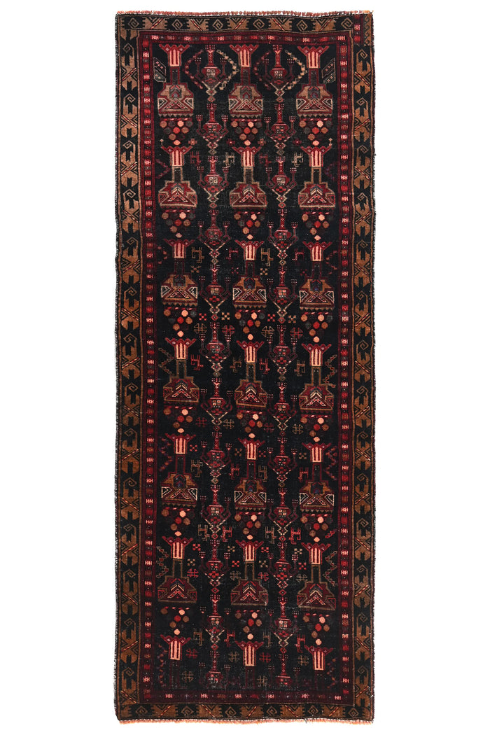 Vintage Baluchi Runner – Obsidian Obelisk