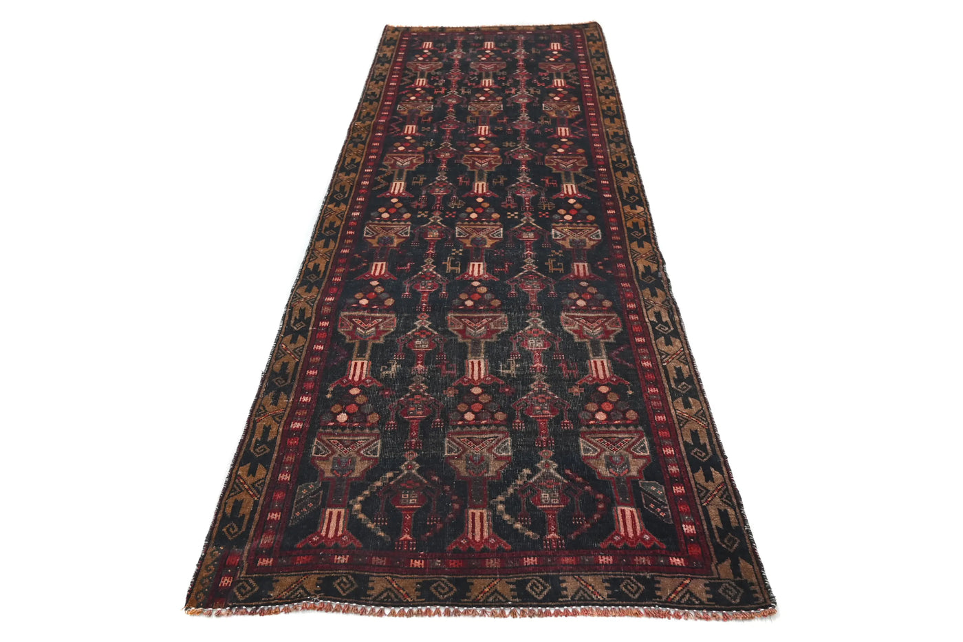 Vintage Baluchi Runner – Obsidian Obelisk
