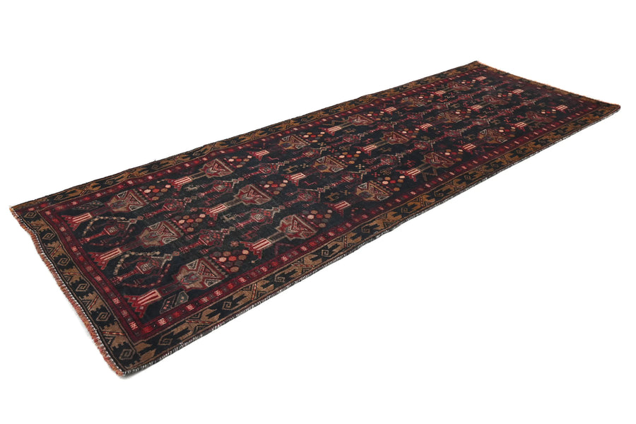 Vintage Baluchi Runner – Obsidian Obelisk