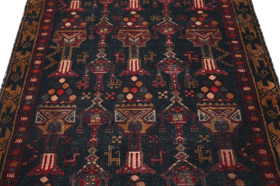 Vintage Baluchi Runner – Obsidian Obelisk