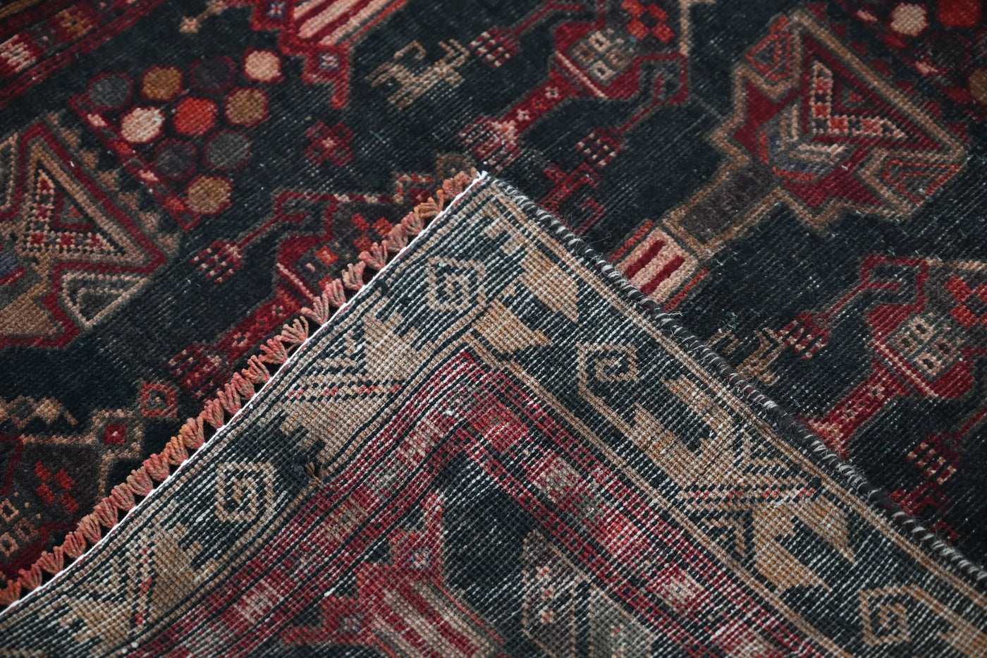 Vintage Baluchi Runner – Obsidian Obelisk