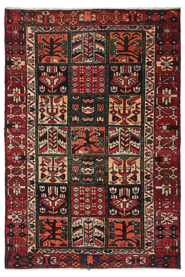 Vintage Bakhtiari Rug – Emerald Khesti