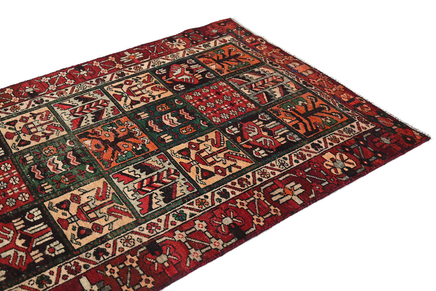 Vintage Bakhtiari Rug – Emerald Khesti