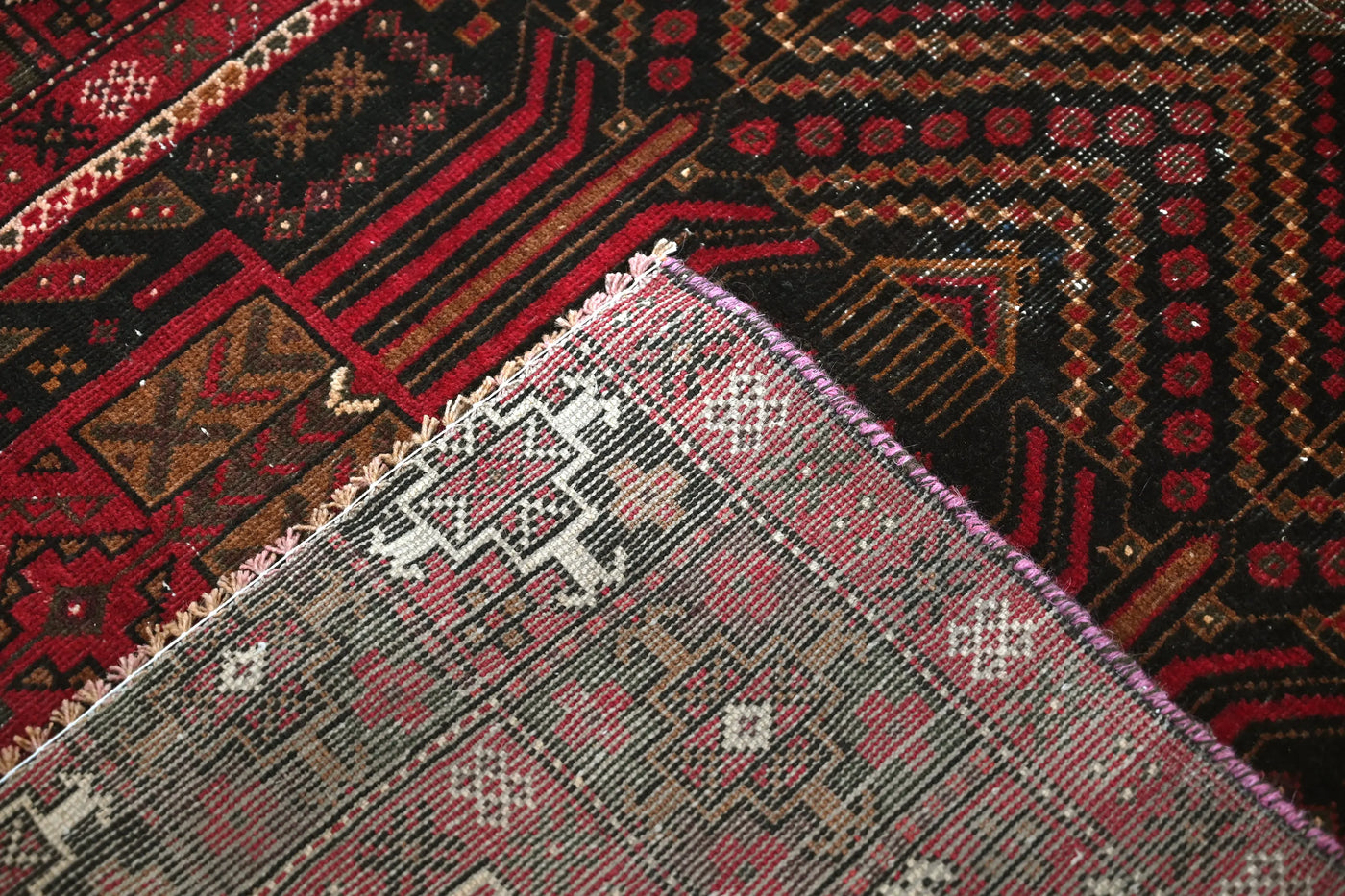Vintage Baluchi Runner – Ochre Minaret