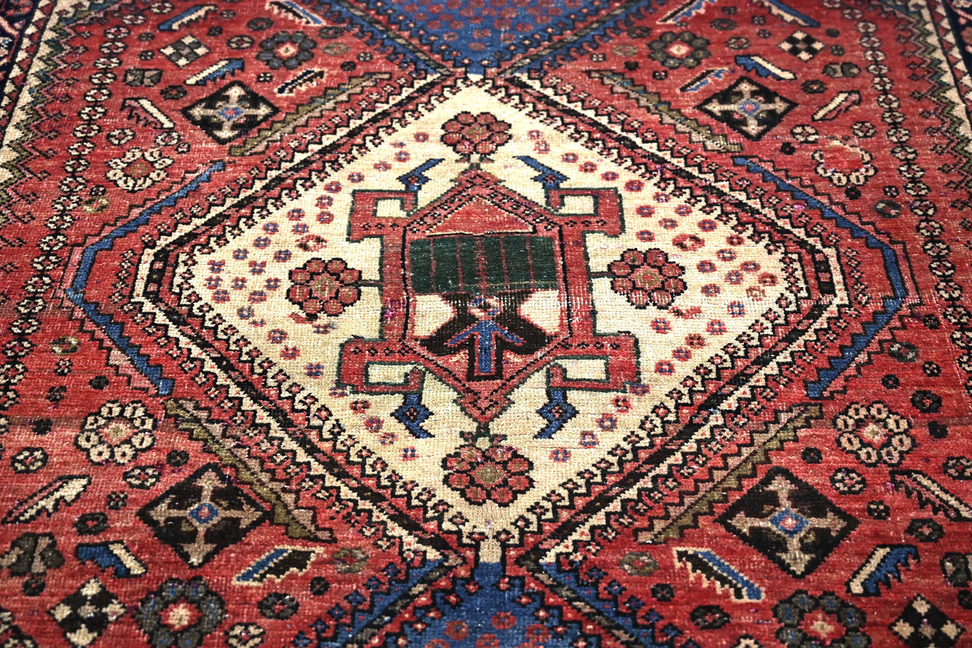 Vintage Shiraz Rug – Indigo Lozenge