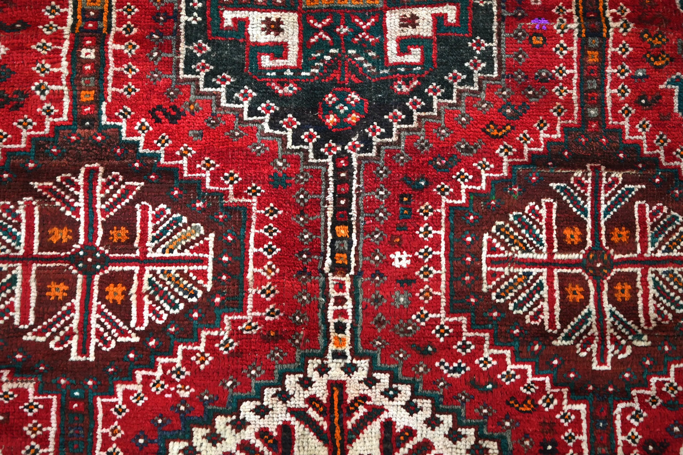 Vintage Shiraz Rug – Ruby Constellation