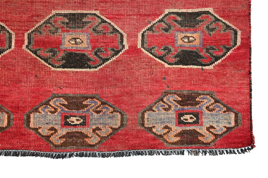 Vintage Turkmen Runner Rug – Terracotta Gull