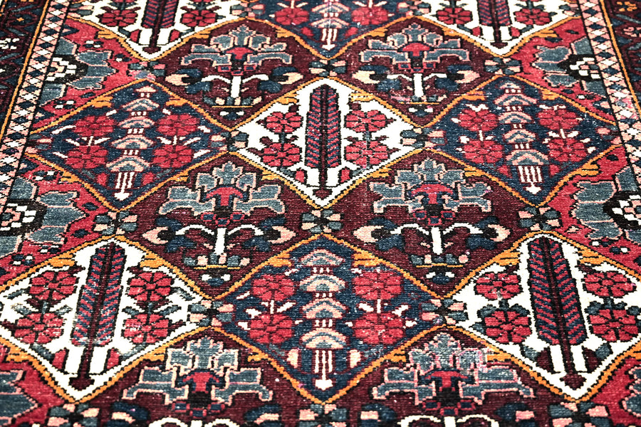Vintage Shiraz Rug – Diamond Nomad