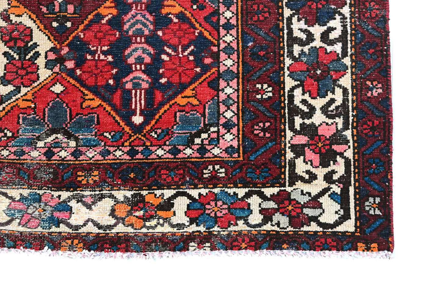Vintage Shiraz Rug – Diamond Nomad