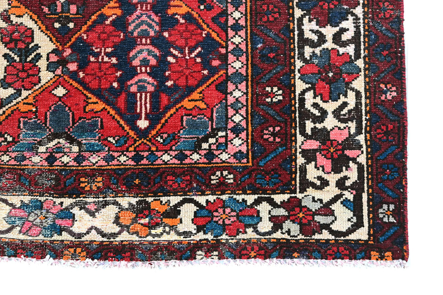 Vintage Shiraz Rug – Diamond Nomad