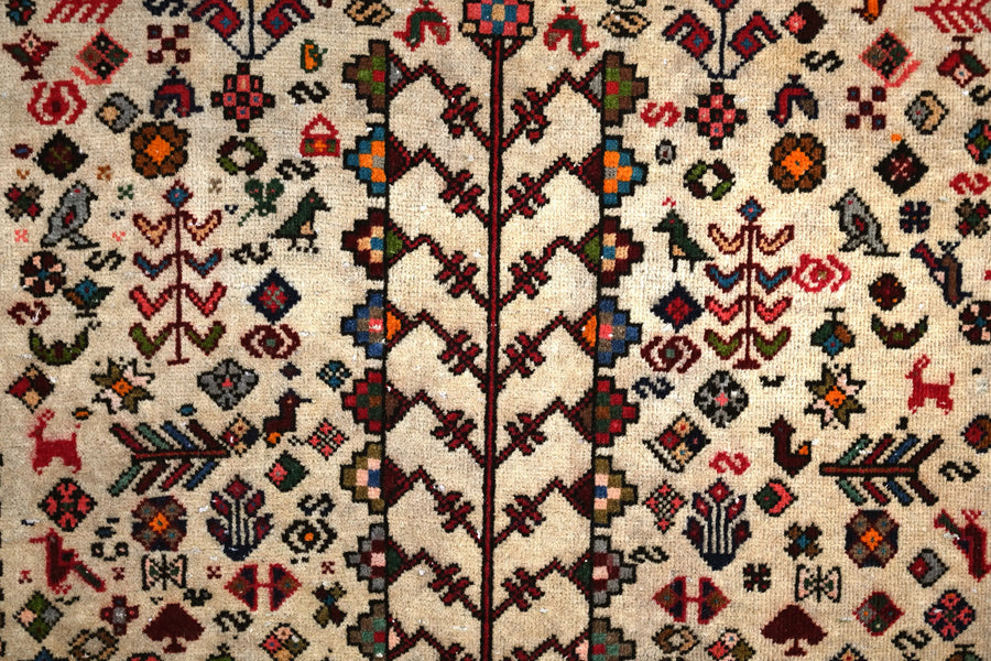 Vintage Shiraz Rug – Alabaster Menagerie