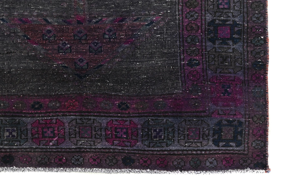 Vintage Shiraz Runner – Amethyst Nebula