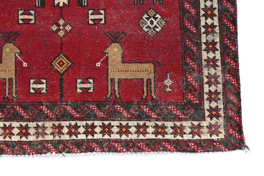 Vintage Shiraz Rug – Tribal Menagerie