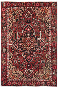 Vintage Shiraz Rug – Crimson Medallion