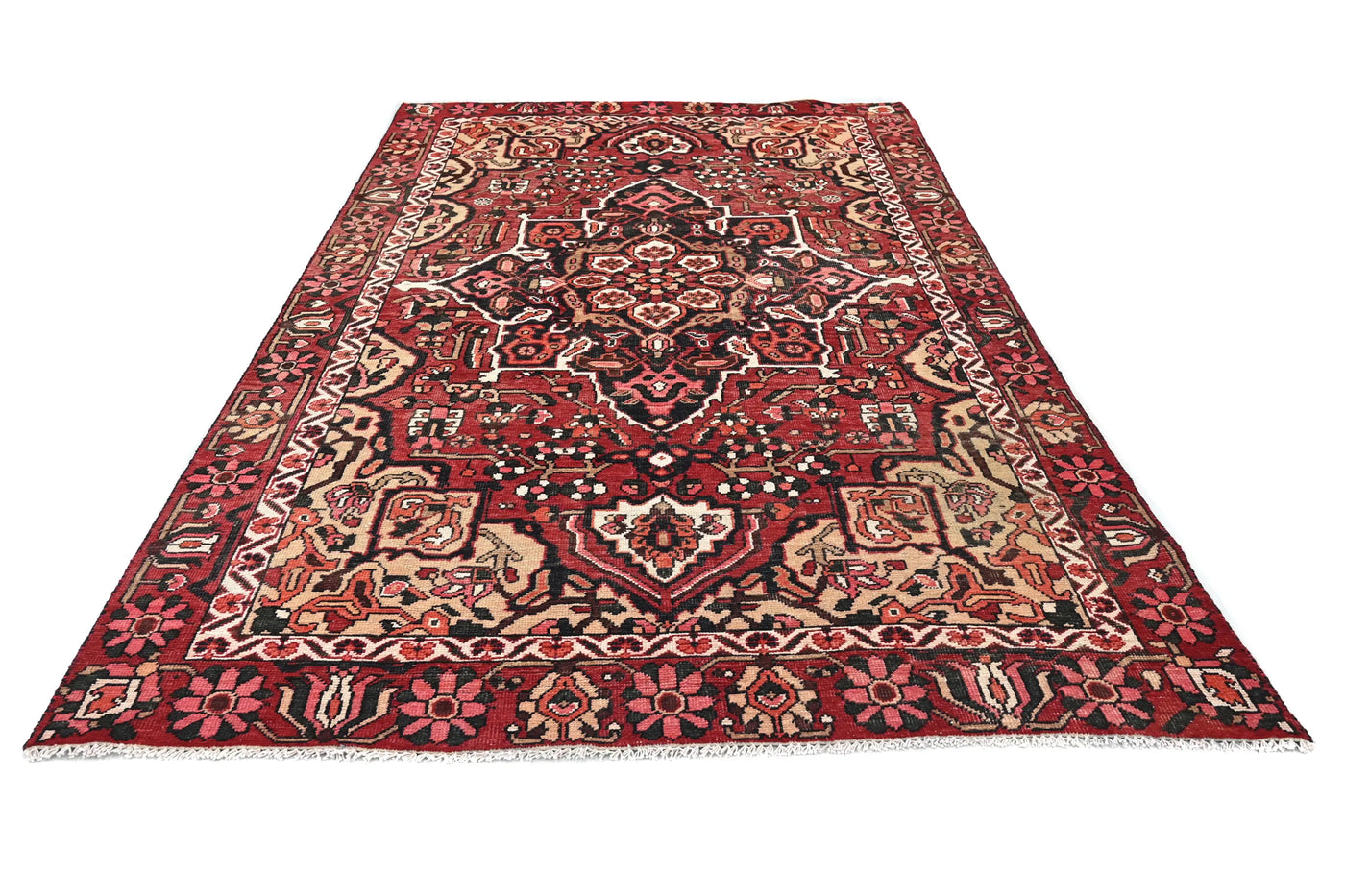 Vintage Shiraz Rug – Crimson Medallion