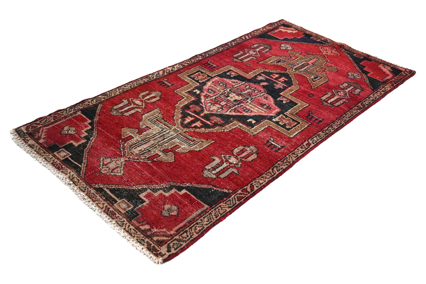 Vintage Hamadan Rug – Scarlet Bastion