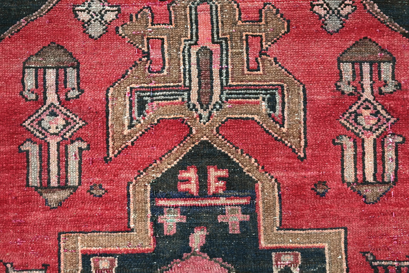 Vintage Hamadan Rug – Scarlet Bastion