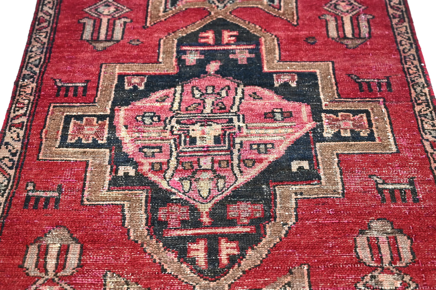 Vintage Hamadan Rug – Scarlet Bastion