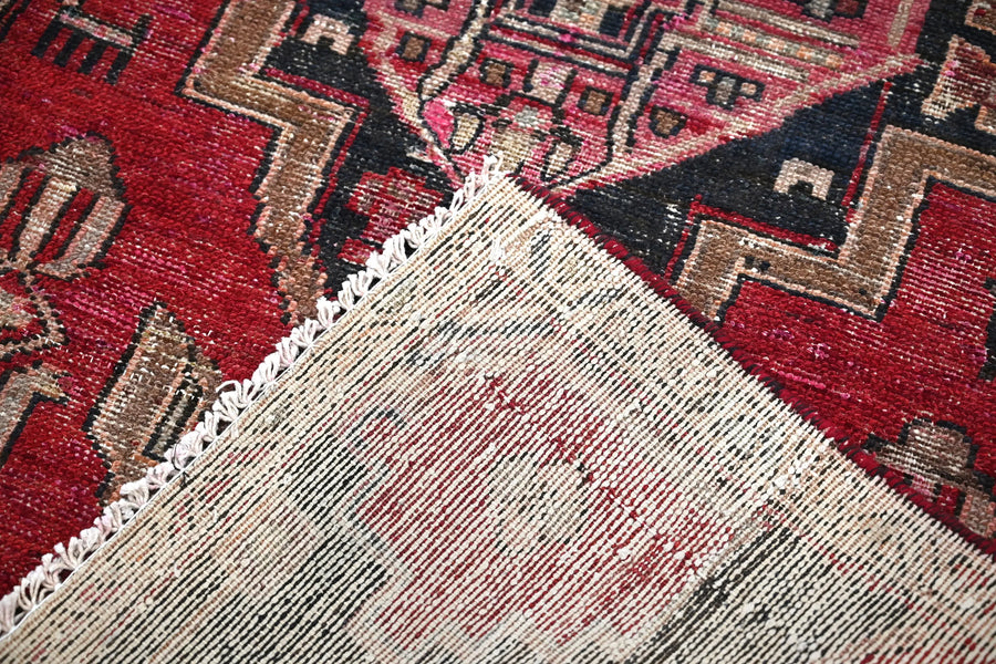 Vintage Hamadan Rug – Scarlet Bastion