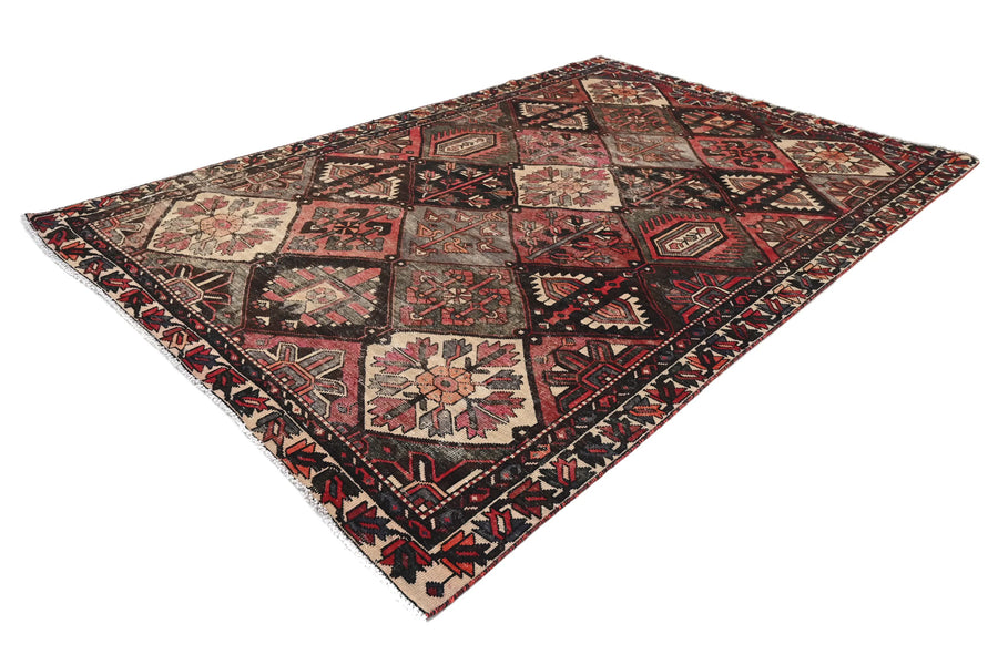 Vintage Bakhtiari Rug – Diamond Garden