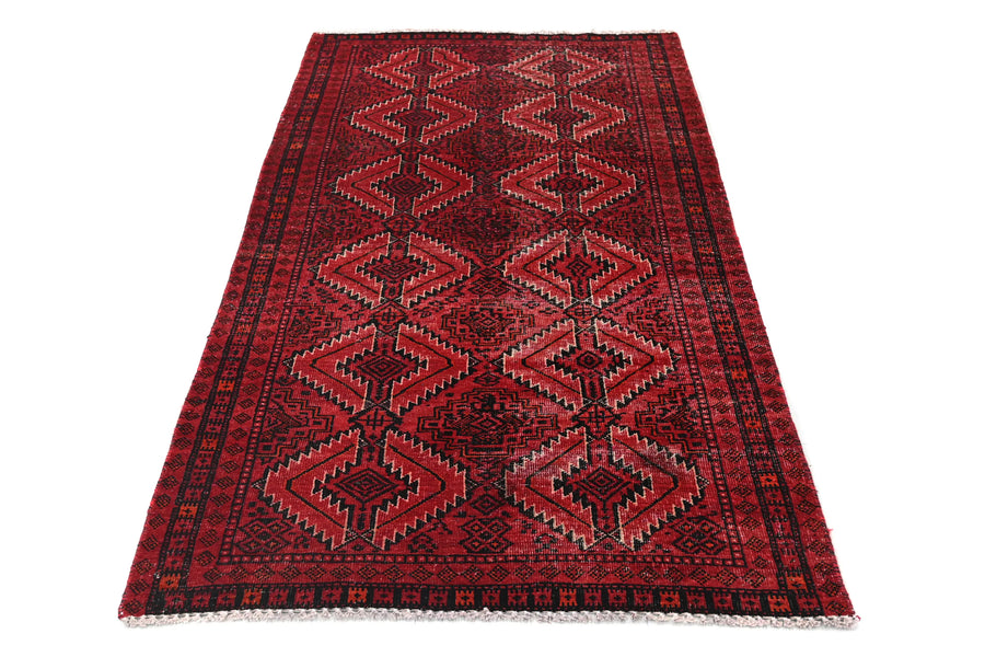 Vintage Baluchi Rug – Crimson Diamond